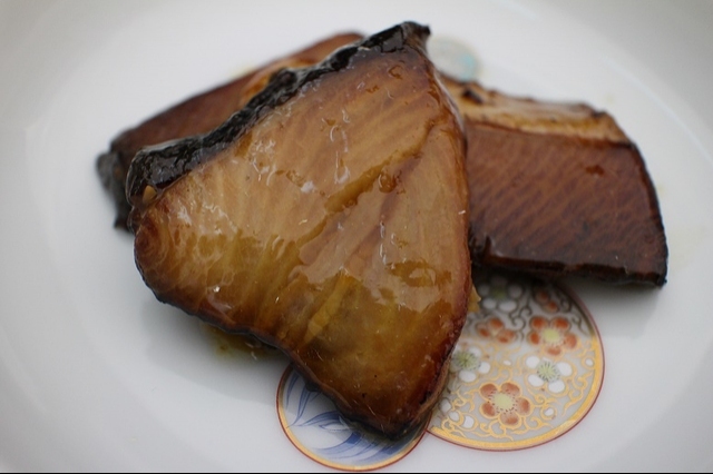 Frozen roasted Yellowtail with sweet soy sauce