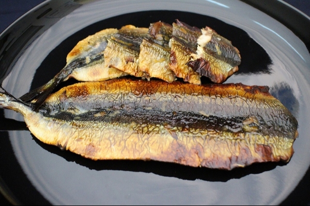 Frozen butterfly-cutted pacific saury (roasted with soy sauce)